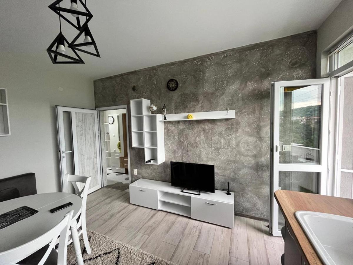 Apartment Enina Wielkie Tyrnowo Zewnętrze zdjęcie